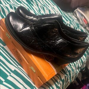 Naot Black Women's Shoes